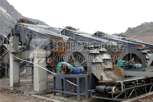 洗沙機現(xiàn)場圖 洗沙機現(xiàn)場圖.jpg